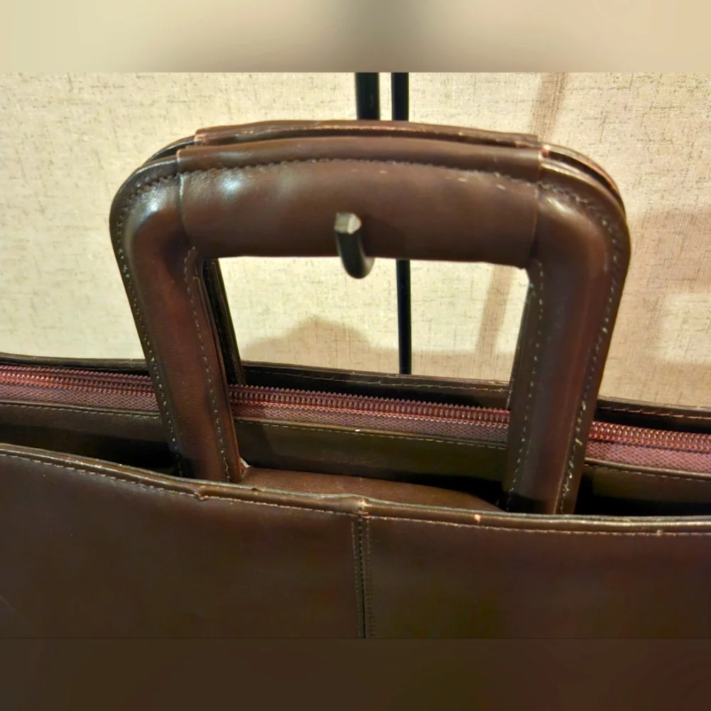 Bugatti brown genuine leather briefcase GUC